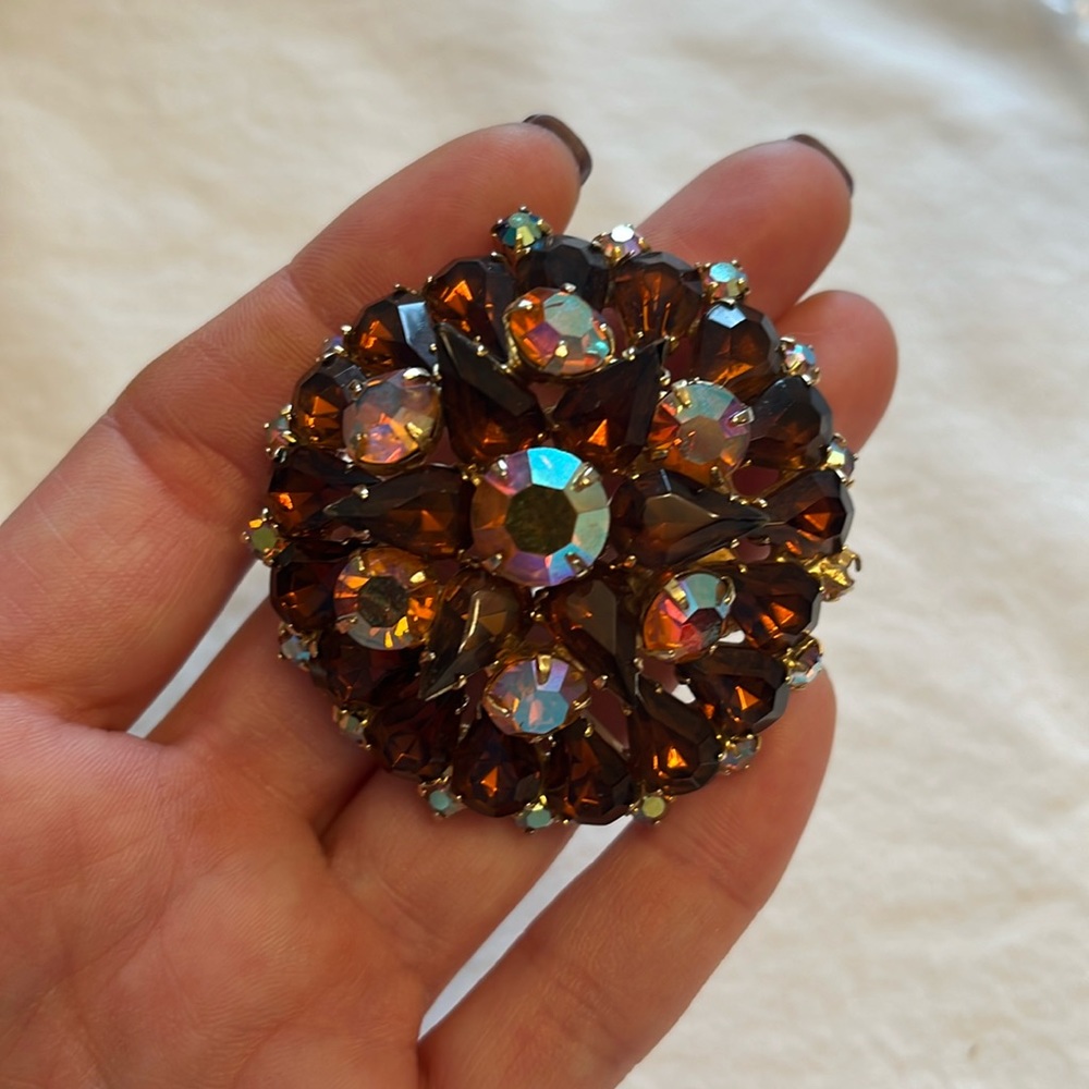 VTG Brooch